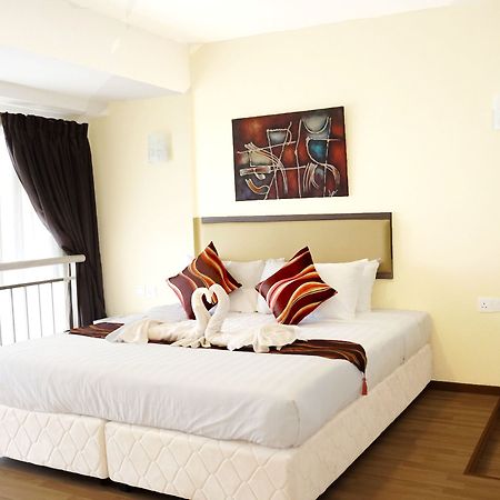 Gloria Swiss Apartment Melaka Ayer Keroh Bagian luar foto